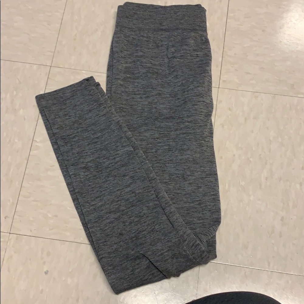 Grey leggings
